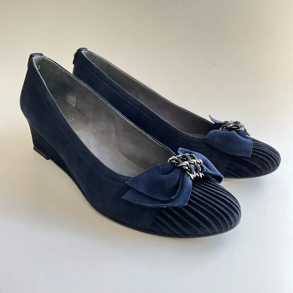 Stuart Weitzman Suede Wedge Bow Front Shoes Blue 7